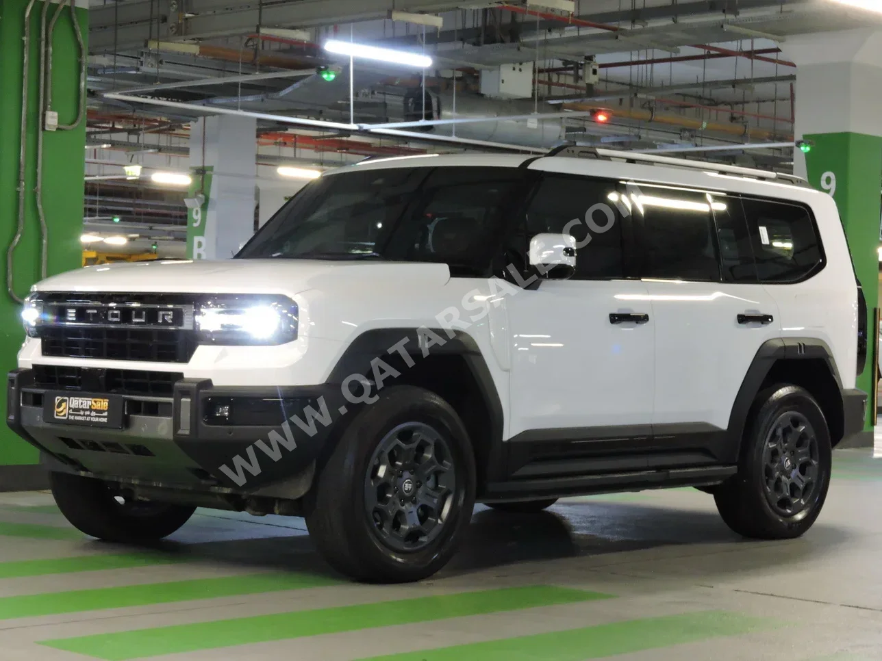 Jetour  G700  luxury  2026  Automatic  1,400 Km  4 Cylinder  Four Wheel Drive (4WD)  SUV  White  With Warranty