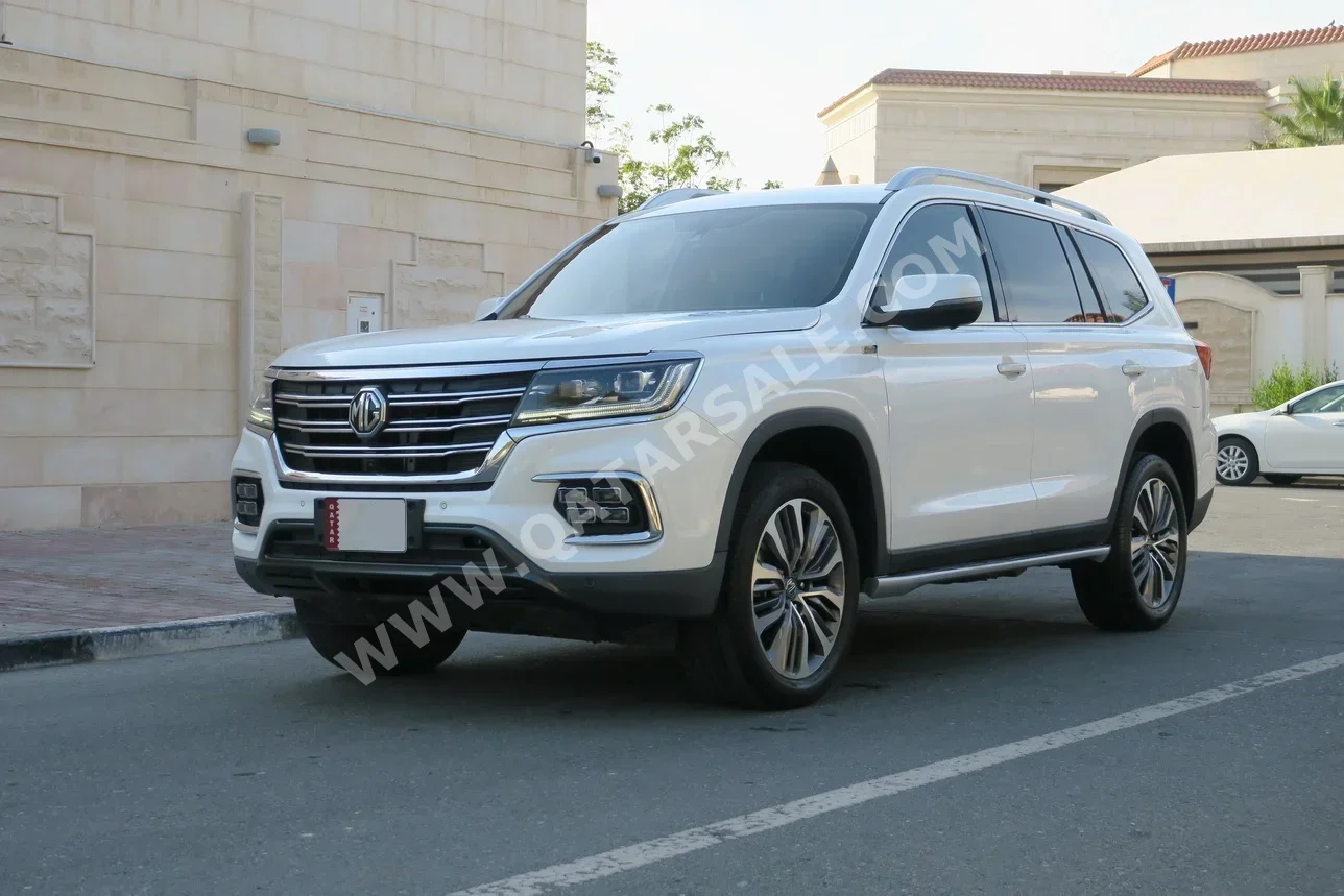 MG RX8 30 T 2023 Automatic 72,000 Km 4 Cylinder All Wheel Drive (AWD) SUV White With Warranty