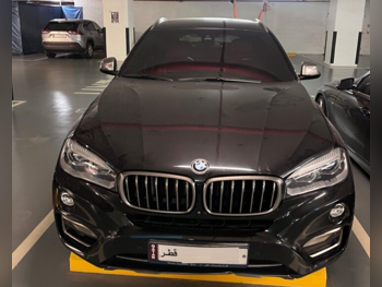 BMW  X-Series  X6 50i  2016  Tiptronic  118,000 Km  8 Cylinder  Four Wheel Drive (4WD)  SUV  Black