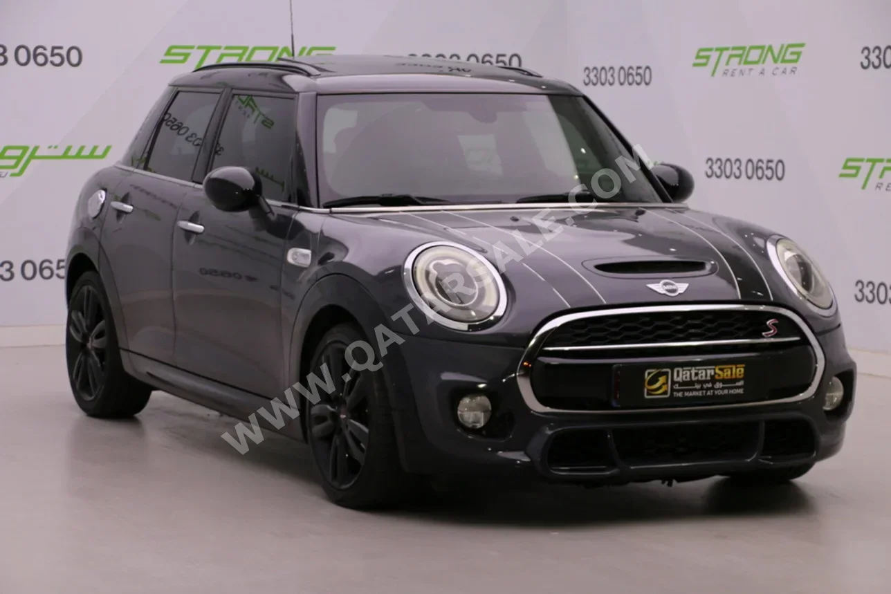 ميني كوبر اس 2017 اوتوماتيك 162,000 كم 4 سلندر سحب امامي هاتشباك رمادي
