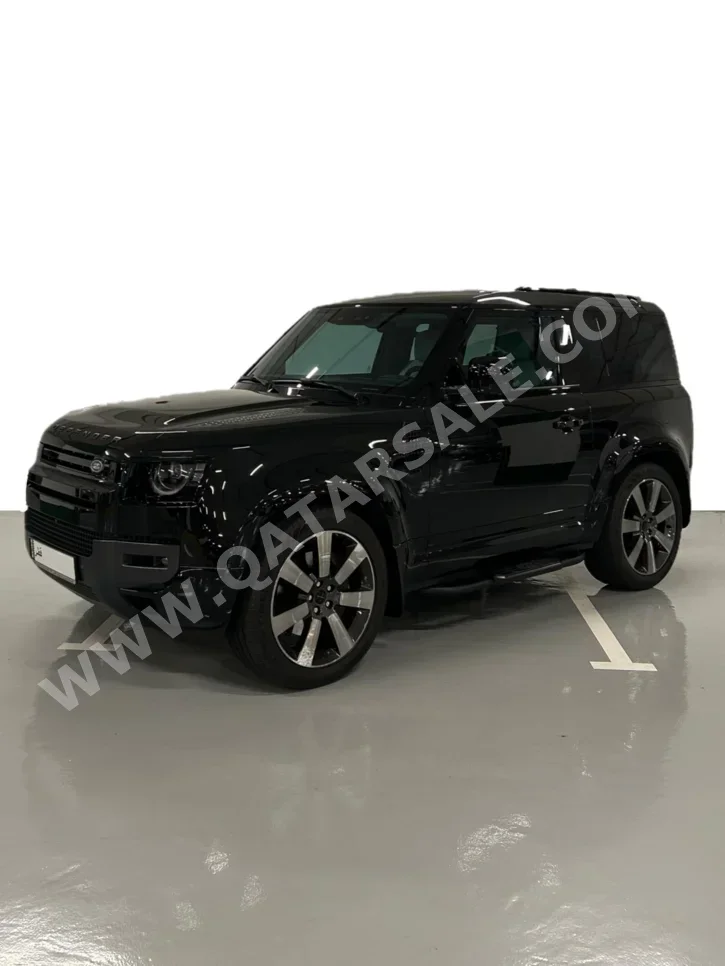 Land Rover Defender 90 HSE 2026 Automatic 700 Km 6 Cylinder Four Wheel Drive (4WD) SUV Black With Warranty