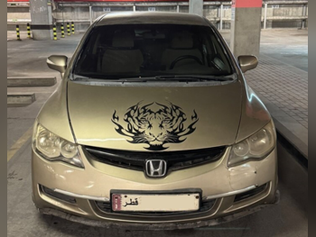 هوندا  سيفيك  2007  اوتوماتيك  215,000 كم  4 سلندر  سحب امامي  سيدان  بيج