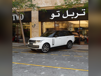 Land Rover  Range Rover  Vogue SE  2025  Automatic  2,000 Km  6 Cylinder  Four Wheel Drive (4WD)  SUV  White  With Warranty