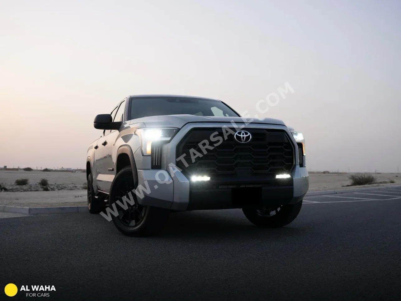 تويوتا  تندرا  SR5  2025  اوتوماتيك  35,000 كم  6 سلندر  دفع رباعي  بيكب  فضي