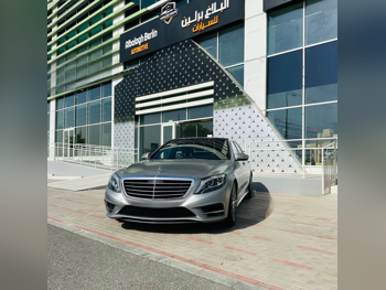 Mercedes-Benz  S-Class  400  2015  Automatic  110,000 Km  6 Cylinder  Rear Wheel Drive (RWD)  Sedan  Gray