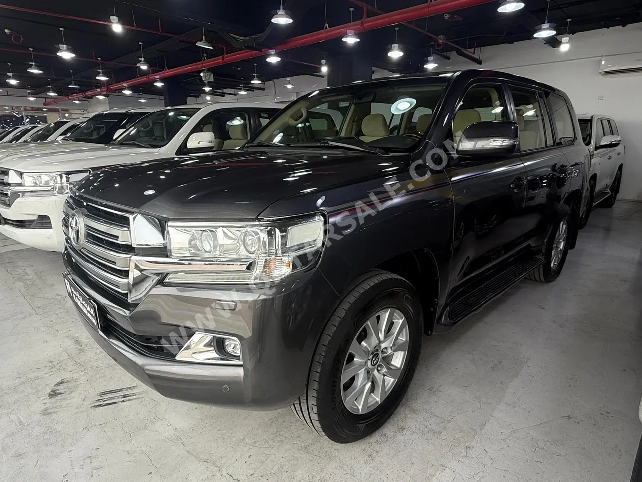 Toyota  Land Cruiser  GXR  2016  Automatic  159,000 Km  6 Cylinder  Four Wheel Drive (4WD)  SUV  Gray