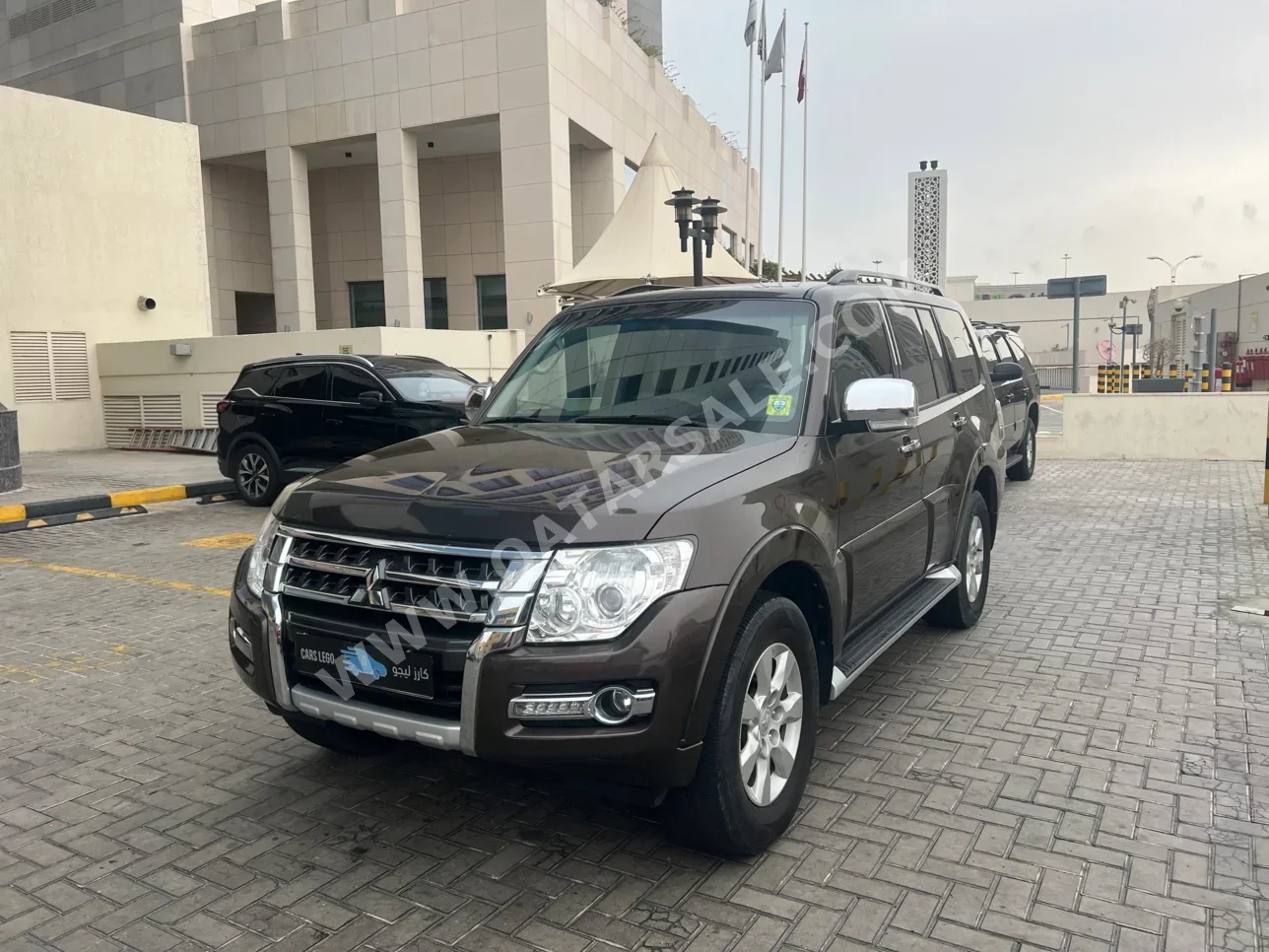 ميتسوبيشي  باجيرو  3.5  2020  اوتوماتيك  93,000 كم  6 سلندر  دفع رباعي  اس يو في  بني