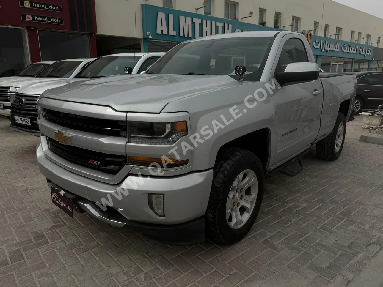 شفروليه  سلفرادو  ال تي  2017  اوتوماتيك  180,000 كم  8 سلندر  دفع رباعي  بيكب  فضي