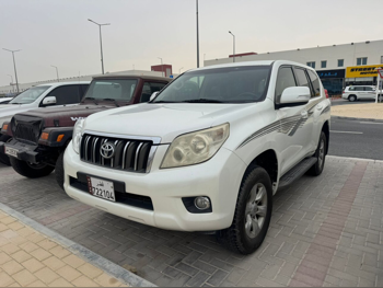 تويوتا  برادو  تي اكس ال  2012  اوتوماتيك  457,000 كم  6 سلندر  دفع رباعي  اس يو في  أبيض