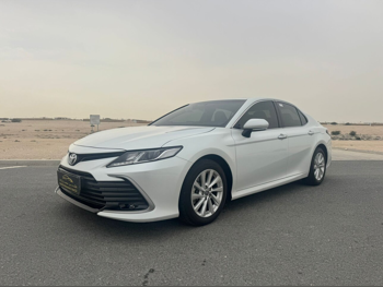 Toyota  Camry  GLE  2024  Automatic  39,000 Km  4 Cylinder  Front Wheel Drive (FWD)  Sedan  White  With Warranty