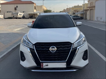 Nissan  Kicks  SR  2022  Automatic  53,070 Km  4 Cylinder  Front Wheel Drive (FWD)  SUV  White  With Warranty