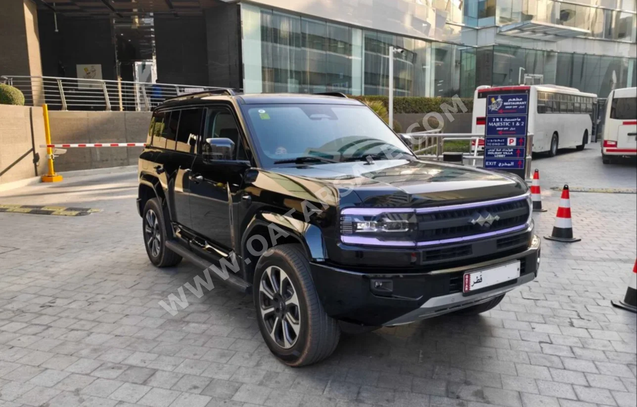 بي واي دي  ليوبيرد 5  الترا 5  2026  اوتوماتيك  0 كم  4 سلندر  دفع رباعي  اس يو في  أسود  تحت الضمان