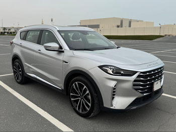 جيتور  اكس 70  كومفورت  2025  اوتوماتيك  15,700 كم  4 سلندر  دفع كلي مستمر  اس يو في  فضي  تحت الضمان