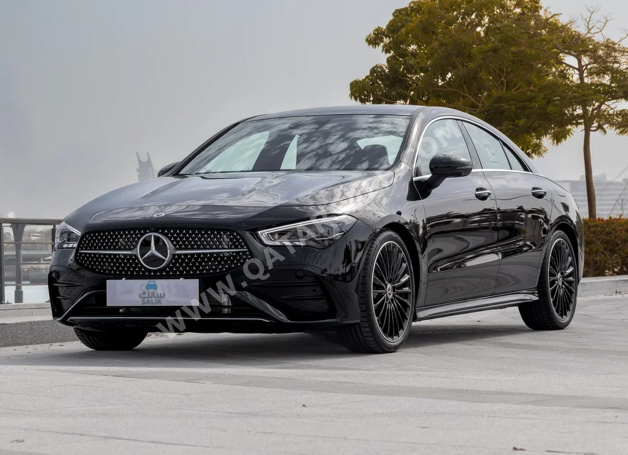 مرسيدس - بنز  سي ال ايه 200  4 سلندر  سيدان  أسود  2026