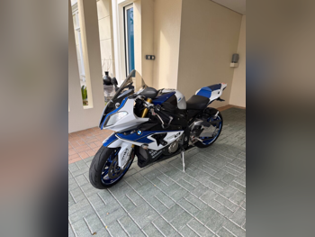 BMW  S1000 RR -  2014 - Color Blue & white