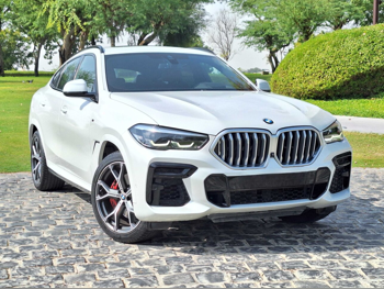 بي ام دبليو  الفئة - اكس  اكس 6  40i ام  2022  اوتوماتيك  62,000 كم  6 سلندر  دفع رباعي  اس يو في  أبيض