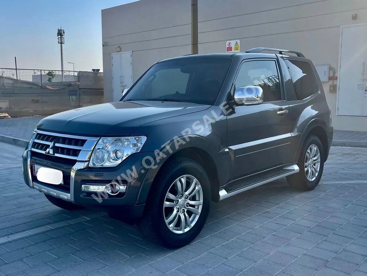 Mitsubishi Pajero 3.8 2020 Automatic 89,000 Km 6 Cylinder Four Wheel Drive (4WD) SUV Gray