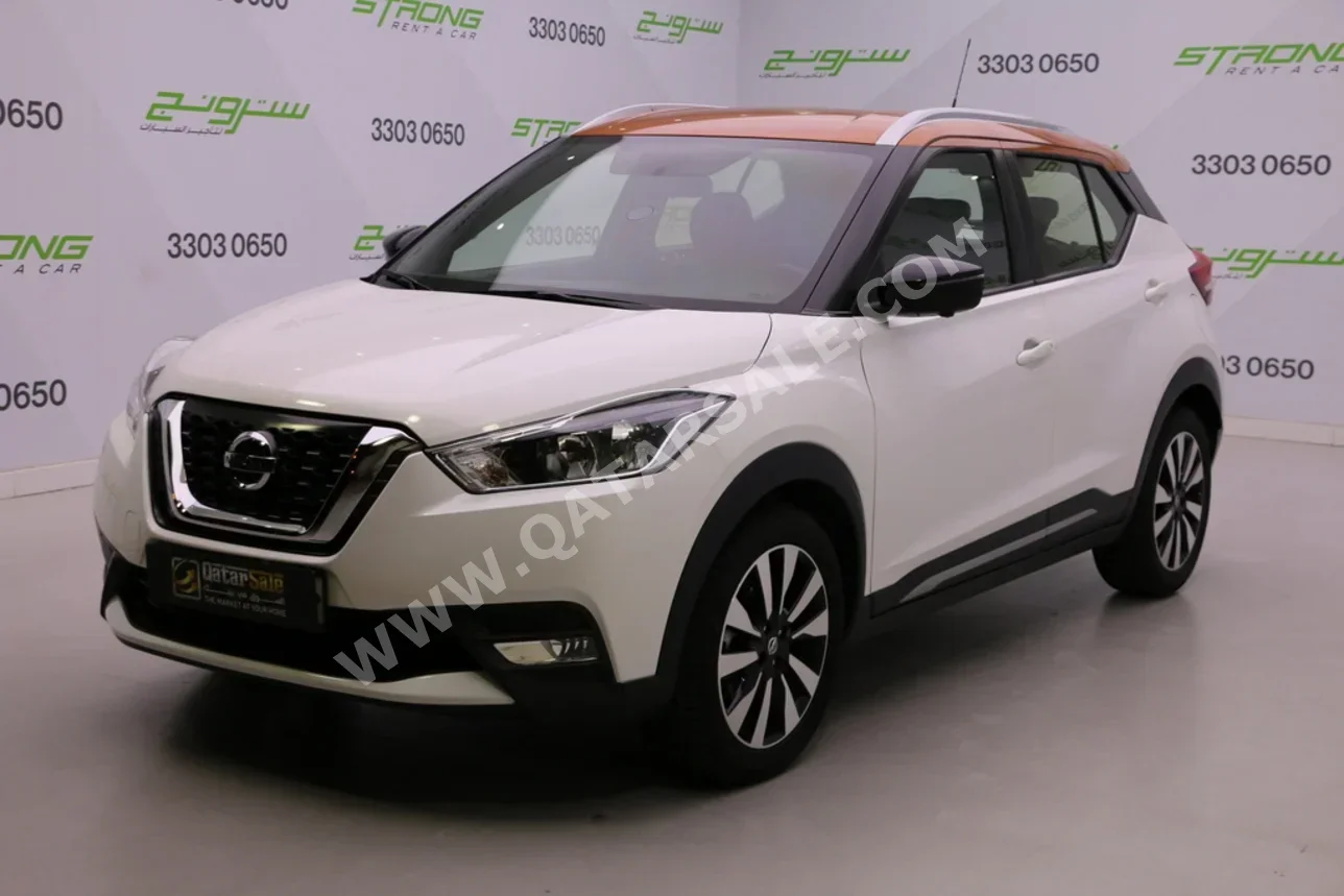 Nissan Kicks SL 2020 Automatic 59,000 Km 4 Cylinder Front Wheel Drive (FWD) SUV White and Orange