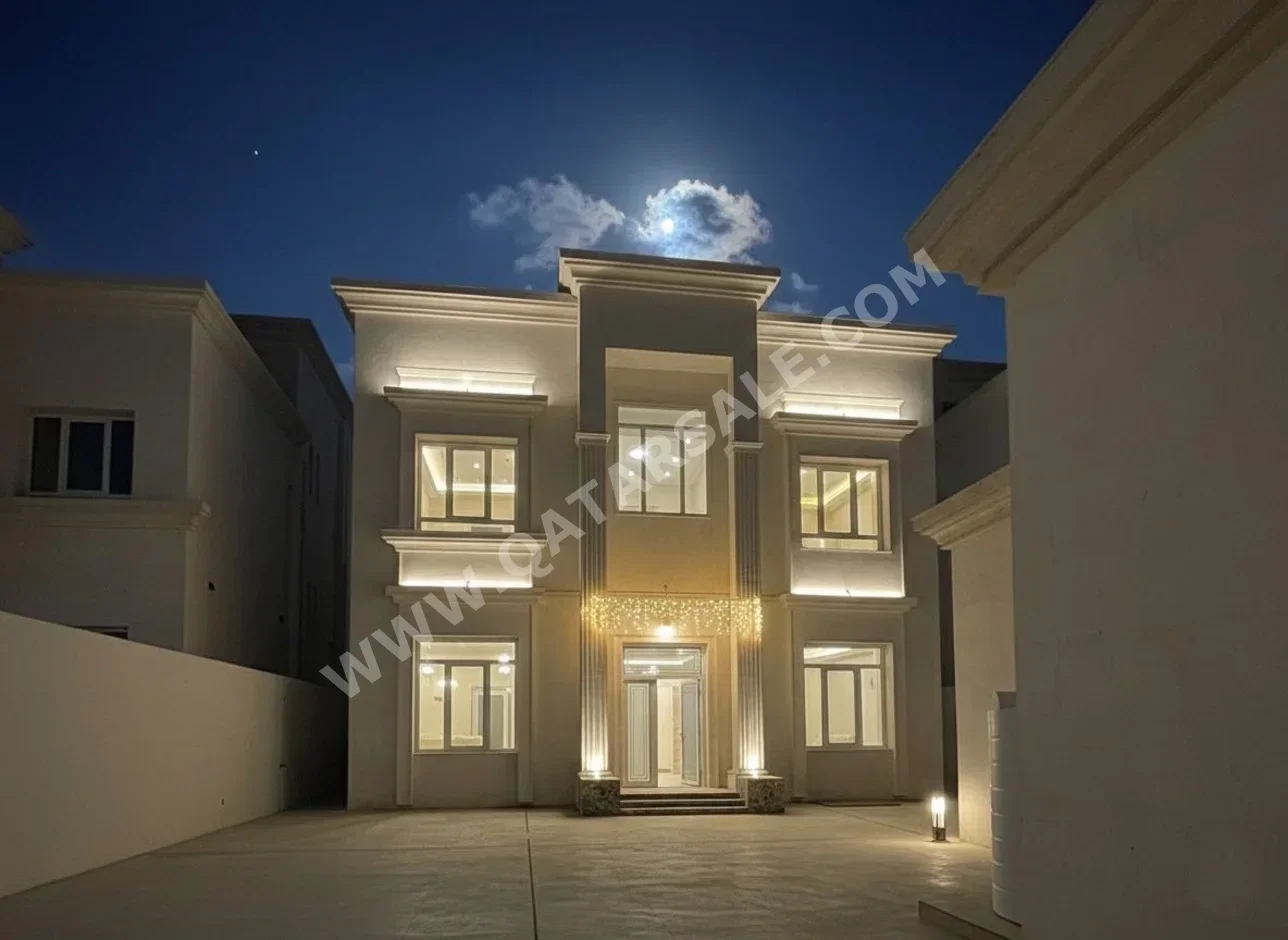 Family Residential  - Not Furnished  - Umm Salal  - Izghawa  - 7 Bedrooms