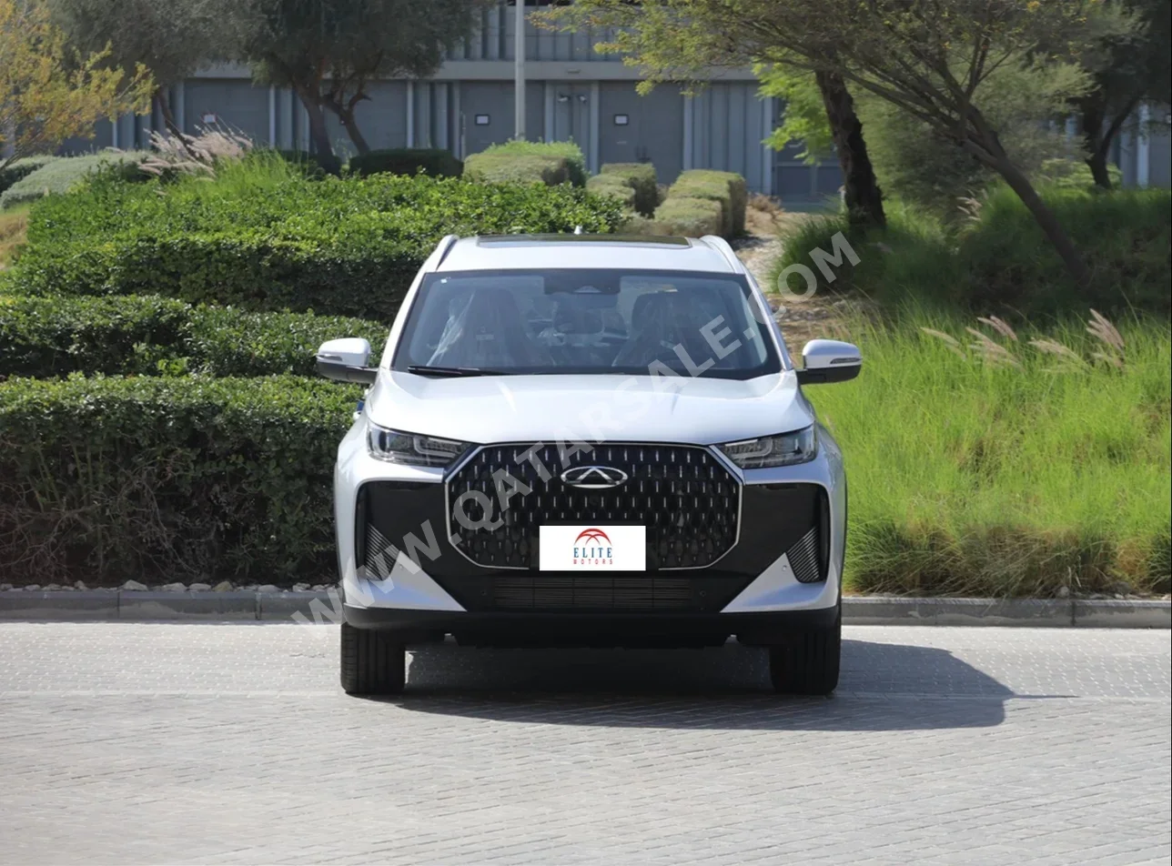 Chery Tiggo 7 2026 Automatic 0 Km 4 Cylinder Front Wheel Drive (FWD) SUV Silver With Warranty