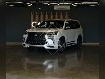 Lexus  LX  570 S  2018  Automatic  177,000 Km  8 Cylinder  Four Wheel Drive (4WD)  SUV  White