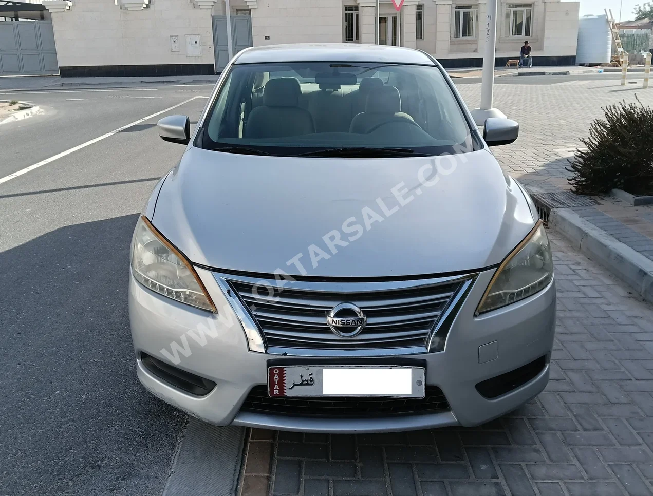 Nissan  Sentra  2016  Automatic  108,000 Km  4 Cylinder  Front Wheel Drive (FWD)  Sedan  Silver