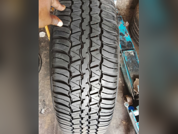 العجلات والجنوط (الرنقات) دنلوب صنع في اليابان \  4 مواسم  17"