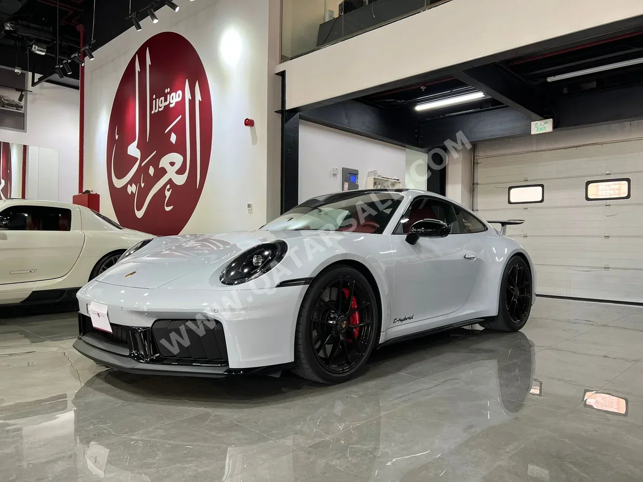 بورش  911  كاريرا جي تي اس  2026  اوتوماتيك  3,000 كم  6 سلندر  دفع رباعي  اس يو في  رمادي ناردو  تحت الضمان