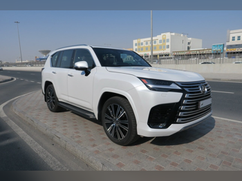Lexus  LX  600 Luxury  2026  Automatic  0 Km  6 Cylinder  Four Wheel Drive (4WD)  SUV  White  With Warranty
