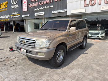Toyota  Land Cruiser  VXR  2005  Automatic  330,000 Km  8 Cylinder  Four Wheel Drive (4WD)  SUV  Bronze