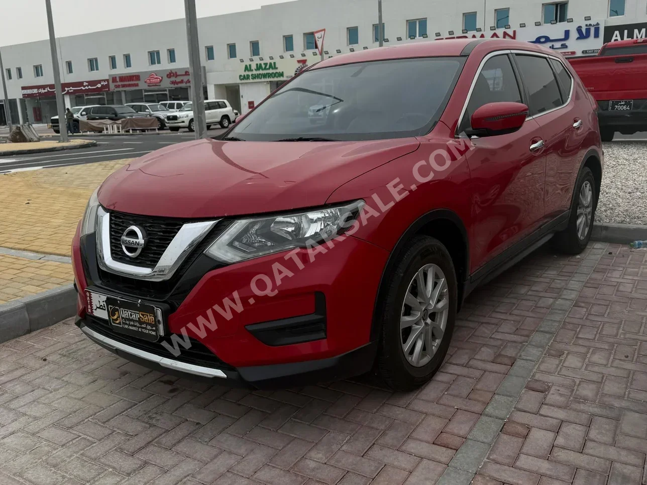 Nissan  X-Trail  2018  Automatic  150,000 Km  4 Cylinder  Four Wheel Drive (4WD)  SUV  Red
