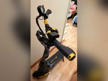 سكوترات سكوتر كهربائي  - أسود  - قابل للطي