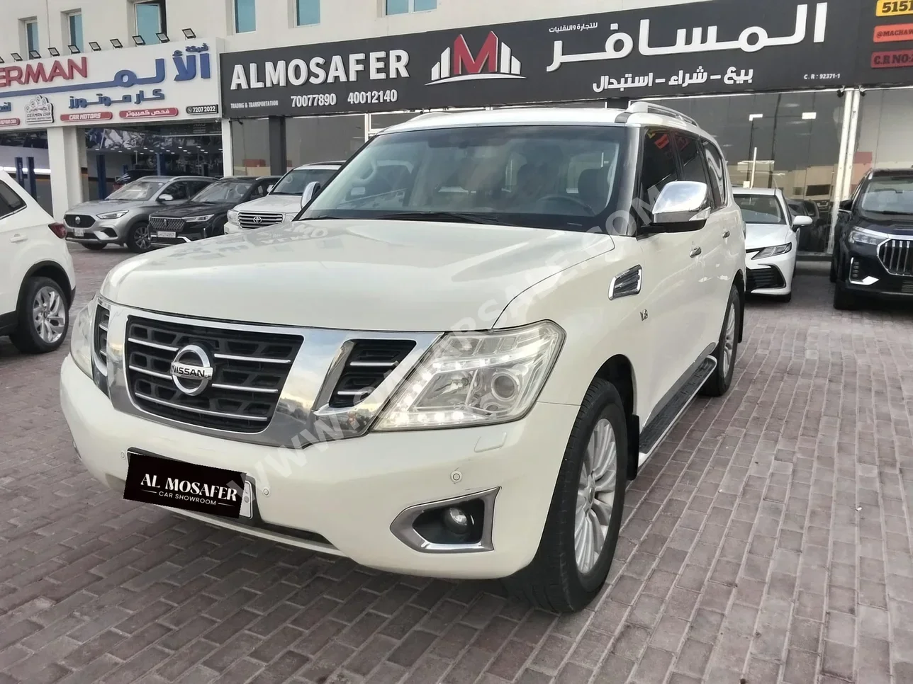Nissan  Patrol  Platinum  2016  Automatic  245,000 Km  8 Cylinder  Four Wheel Drive (4WD)  SUV  White