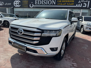 تويوتا  لاند كروزر  جي اكس ار توين توربو  2022  اوتوماتيك  41,000 كم  6 سلندر  دفع رباعي  اس يو في  أبيض