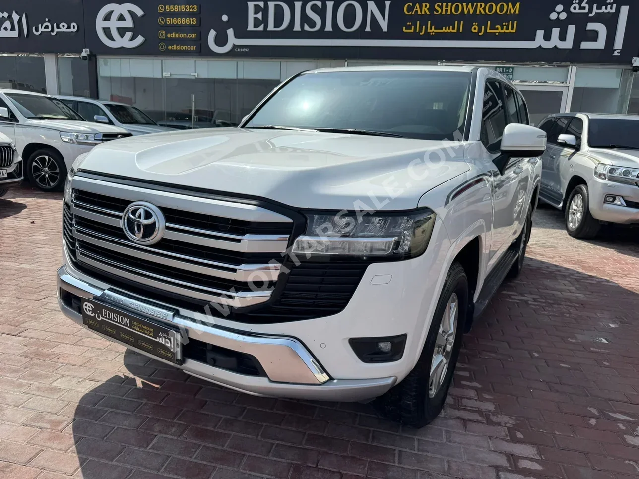 تويوتا  لاند كروزر  جي اكس ار توين توربو  2022  اوتوماتيك  41,000 كم  6 سلندر  دفع رباعي  اس يو في  أبيض