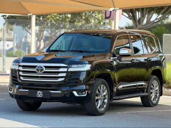 Toyota  Land Cruiser  VX Twin Turbo  2023  Automatic  58,000 Km  6 Cylinder  Four Wheel Drive (4WD)  SUV  Black  With Warranty