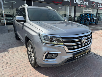 ام جي  ار اكس8  30 تي  2021  اوتوماتيك  125,000 كم  4 سلندر  دفع رباعي  اس يو في  فضي