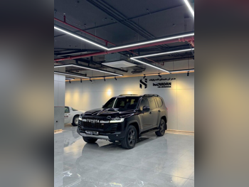 تويوتا  لاند كروزر  جي ار سبورت توين تيربو  2022  اوتوماتيك  168,000 كم  6 سلندر  دفع رباعي  اس يو في  أسود