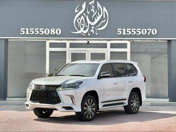 Lexus  LX  570 S  2019  Automatic  147,000 Km  8 Cylinder  Four Wheel Drive (4WD)  SUV  White