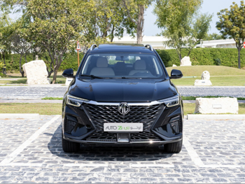 ام جي  ار اكس 5  2023  اوتوماتيك  86,000 كم  4 سلندر  دفع رباعي  اس يو في  أسود  تحت الضمان