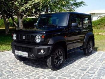 سوزوكي  جمني  جي ال اكس  2025  اوتوماتيك  3,900 كم  4 سلندر  دفع رباعي  اس يو في  أسود  تحت الضمان