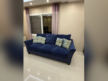 الأرائك والكنب والكراسي كنبة بثلاث مقاعد  - أزرق