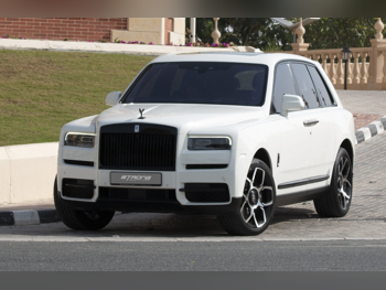 رولس - رويز  كولينان  8 سلندر  فخمة  أبيض  2022