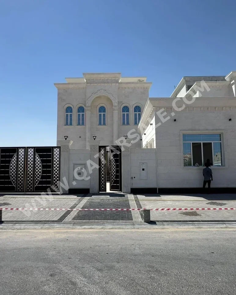 Family Residential  - Not Furnished  - Al Daayen  - Al Khisah  - 7 Bedrooms
