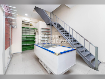 محلات تجارية - غير مفروشة  - الدوحة  للايجار  - مشيرب