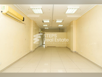 محلات تجارية - غير مفروشة  - الريان  للايجار  - معيذر