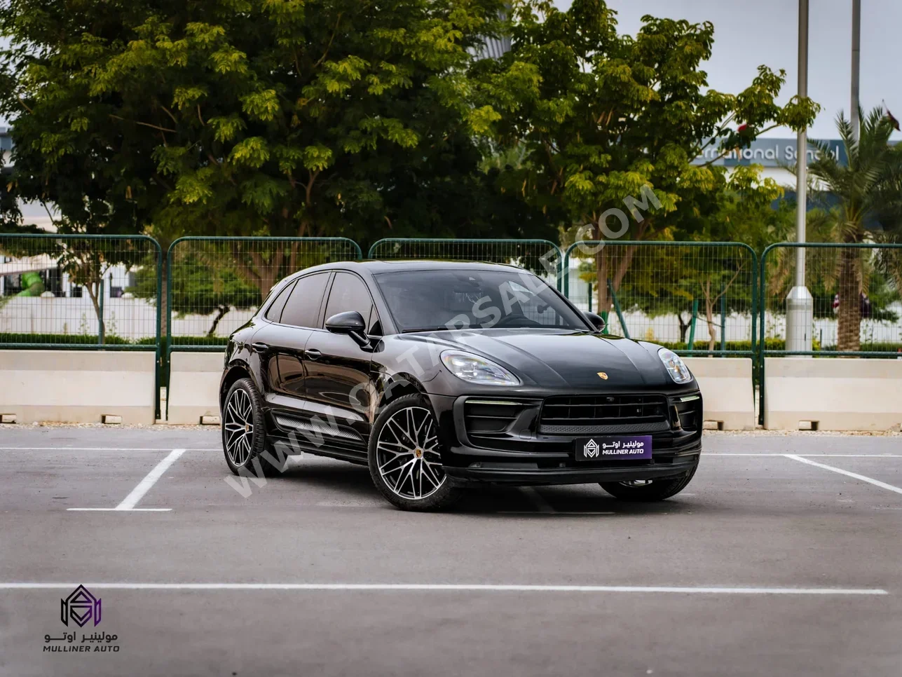بورش ماكان 2023 اوتوماتيك 92,000 كم 4 سلندر دفع رباعي اس يو في أسود تحت الضمان