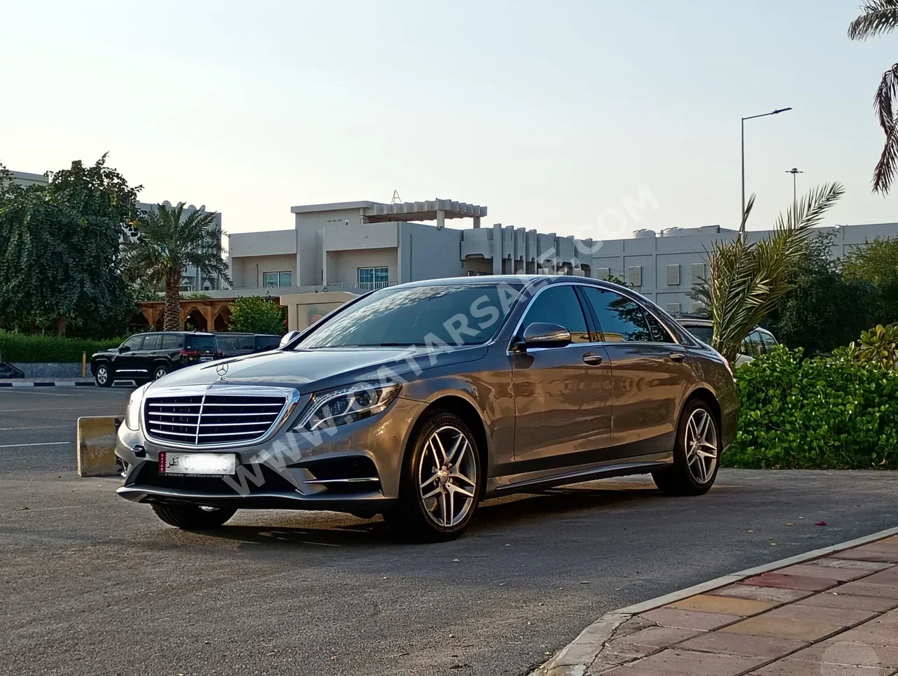 Mercedes-Benz  S-Class  400  2015  Automatic  160,000 Km  6 Cylinder  Rear Wheel Drive (RWD)  Sedan  Gold