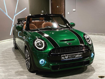 Mini  Cooper  S  2020  Automatic  99,000 Km  4 Cylinder  Front Wheel Drive (FWD)  Convertible  Green
