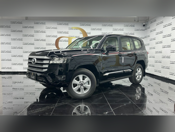 تويوتا  لاند كروزر  جي اكس  2025  اوتوماتيك  0 كم  6 سلندر  دفع رباعي  اس يو في  أسود  تحت الضمان
